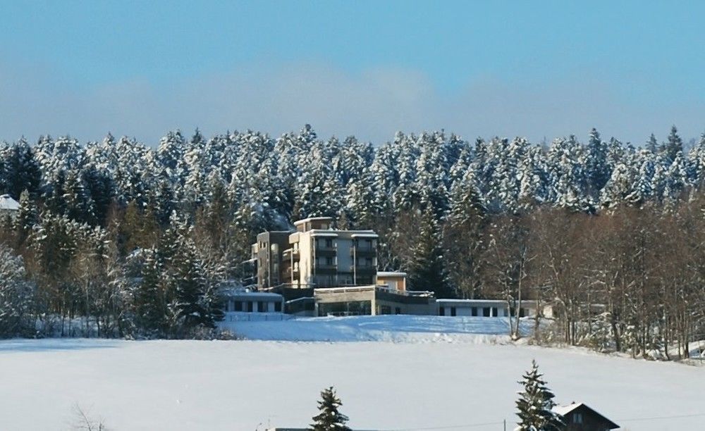 Evasion Tonique Hotel Villers-le-Lac Exterior foto