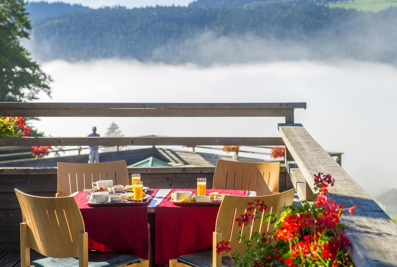 Evasion Tonique Hotel Villers-le-Lac Exterior foto