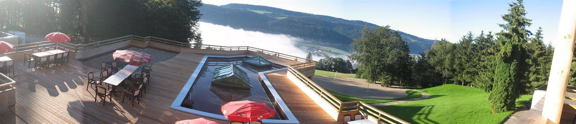 Evasion Tonique Hotel Villers-le-Lac Exterior foto